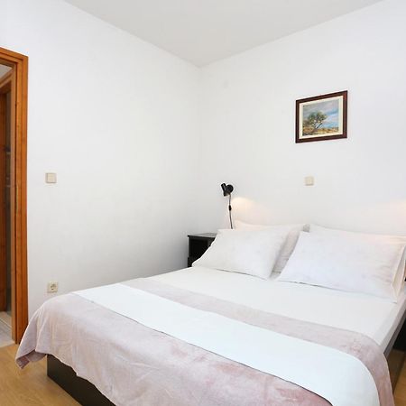 Apartments By The Sea Rastici, Ciovo - 11723 Trogir Kamer foto