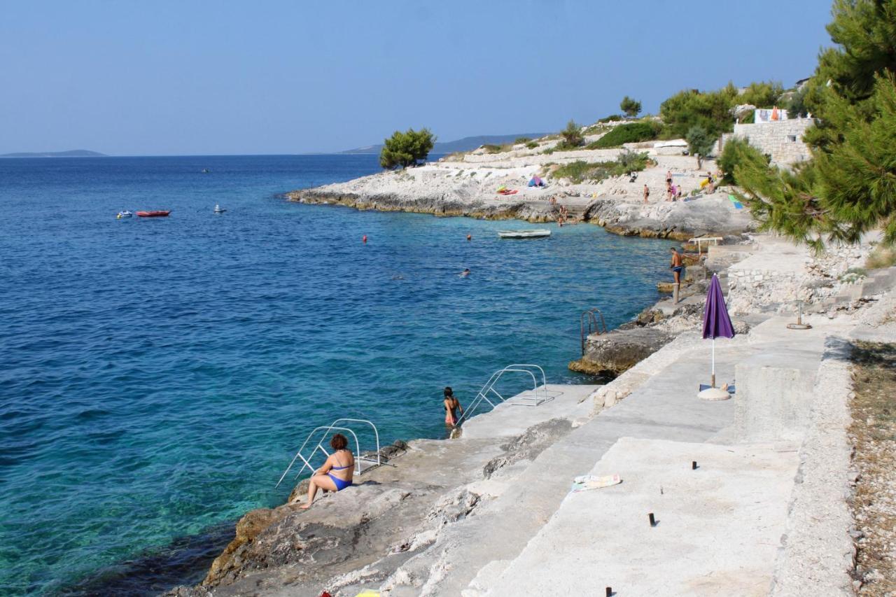 Apartments By The Sea Rastici, Ciovo - 11723 Trogir Buitenkant foto