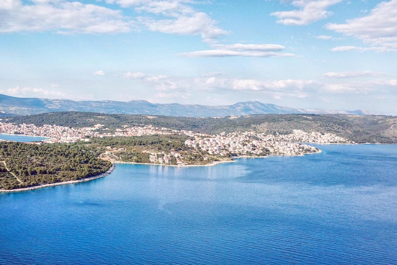 Apartments By The Sea Rastici, Ciovo - 11723 Trogir Buitenkant foto