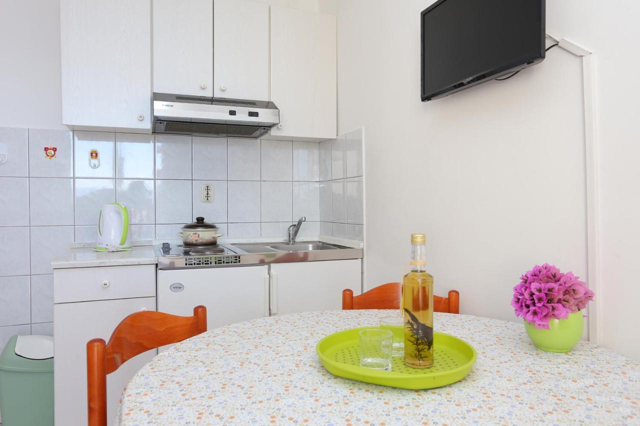 Apartments By The Sea Rastici, Ciovo - 11723 Trogir Buitenkant foto