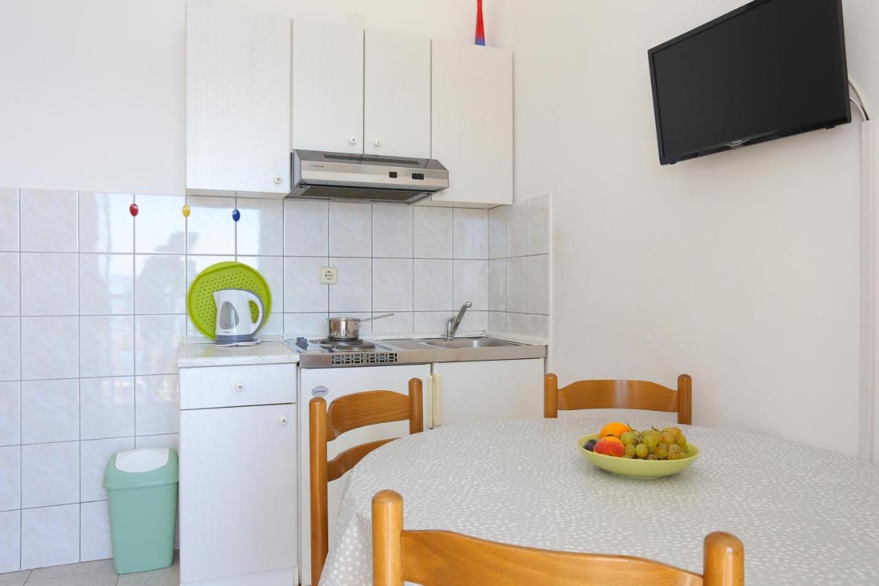 Apartments By The Sea Rastici, Ciovo - 11723 Trogir Buitenkant foto