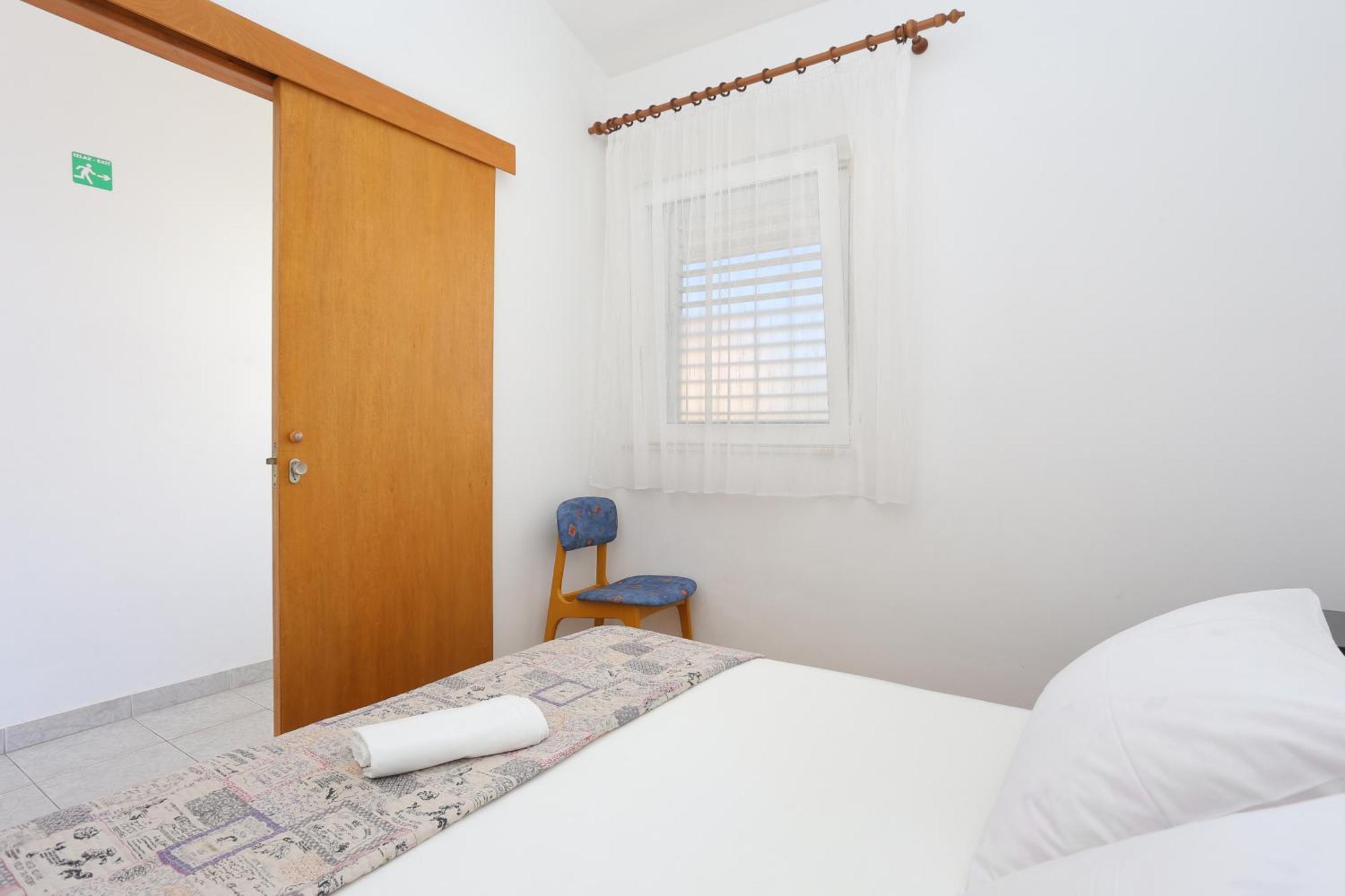 Apartments By The Sea Rastici, Ciovo - 11723 Trogir Kamer foto